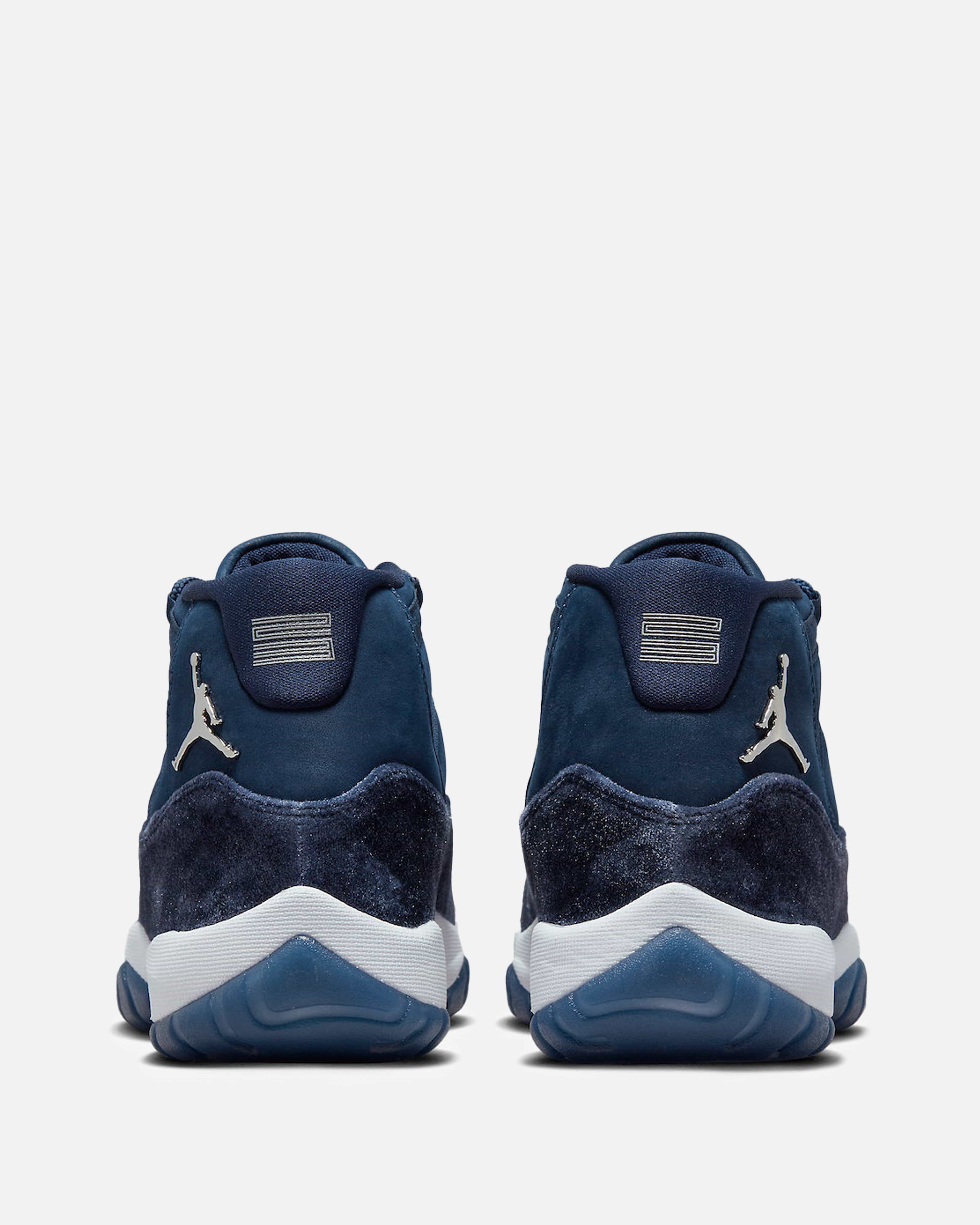 スニーカー Nike Women's Air Jordan 11 Midnight Navy Women's Air Jordan 11 'Midnight Navy' – SVRN