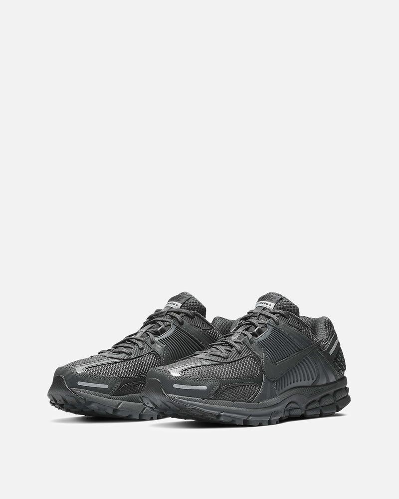 Nike Men's Sneakers Zoom Vomero 5 'Anthracite'